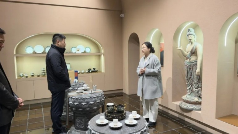 甘肅省酒泉市委常委、敦煌市委書記王彥群調(diào)研指導(dǎo)九色鹿鳴運(yùn)營(yíng)和發(fā)展